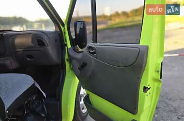 Вантажопасажирський фургон Ford Transit 2005 в 