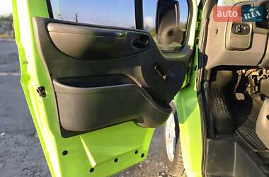 Вантажопасажирський фургон Ford Transit 2005 в 
