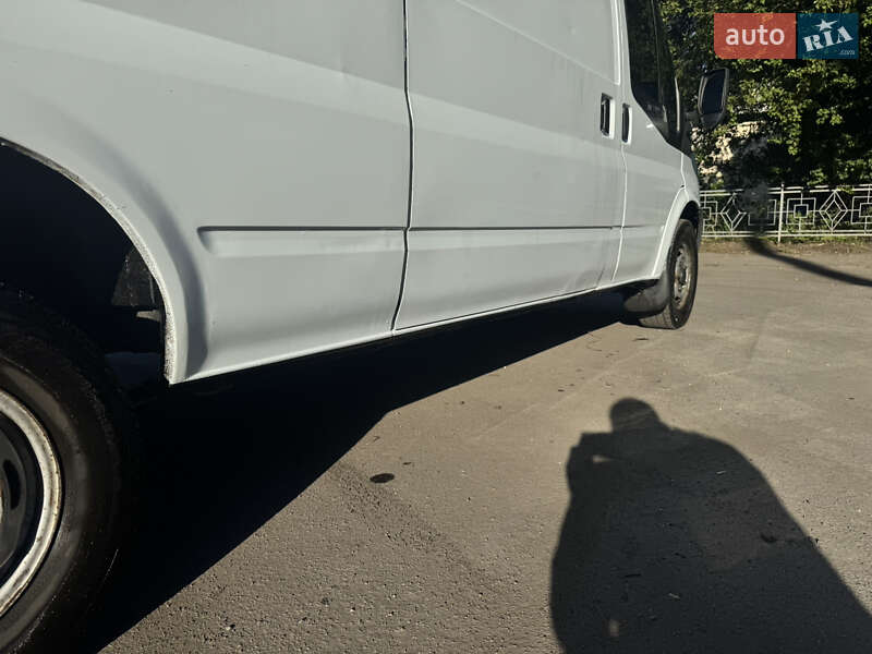 Вантажний фургон Ford Transit 2008 в Горішніх Плавнях