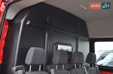 Грузопассажирский фургон Ford Transit 2017 в 