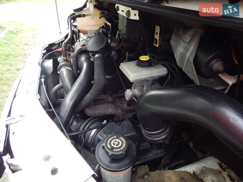 Вантажний фургон Ford Transit 1998 в Трускавці