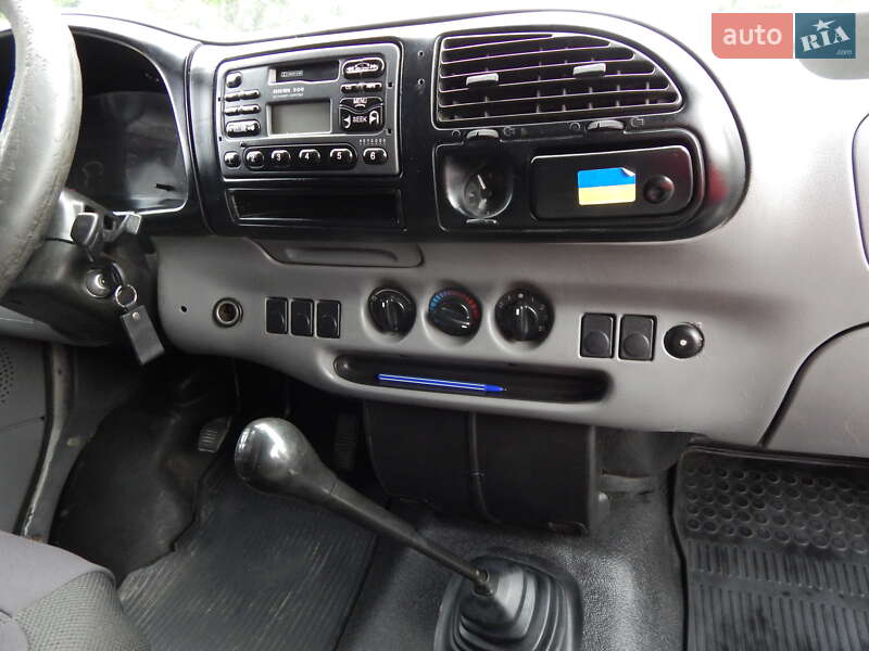 Вантажний фургон Ford Transit 1998 в Трускавці
