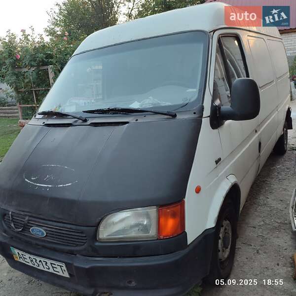 Вантажний фургон Ford Transit 1995 в Дніпрі