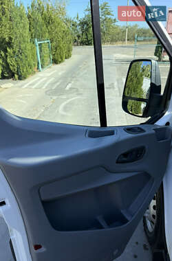 Микроавтобус Ford Transit 2017 в 
