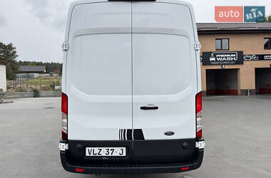 Вантажний фургон Ford Transit 2021 в 