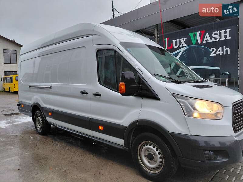 Грузовой фургон Ford Transit 2016 в Ивано-Франковске