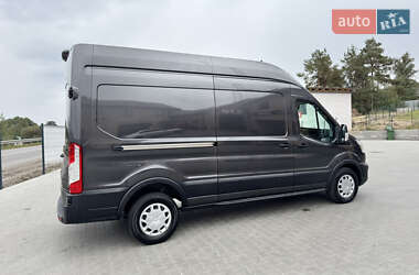 Грузовой фургон Ford Transit 2022 в 
