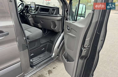 Грузовой фургон Ford Transit 2022 в 