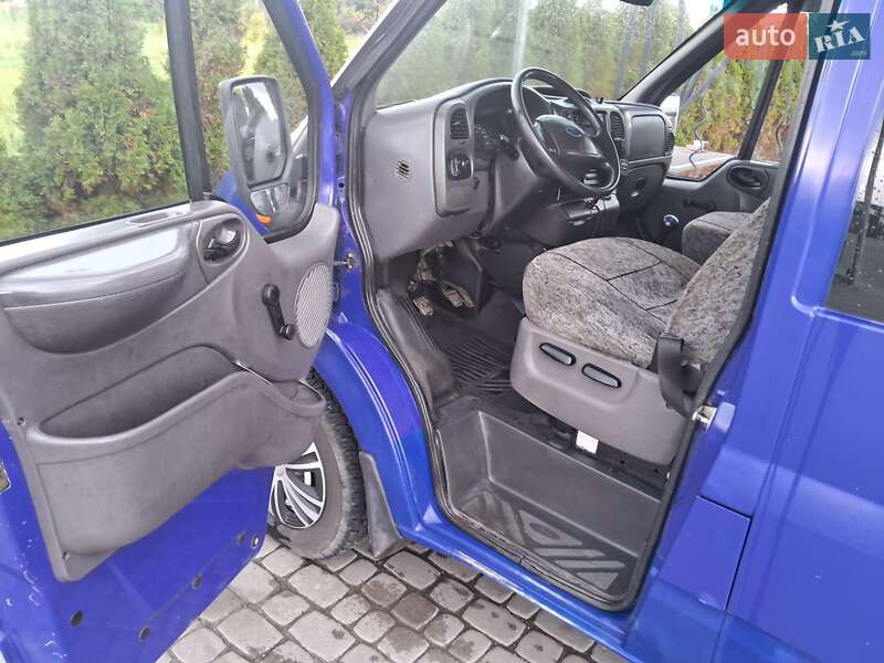 Грузопассажирский фургон Ford Transit 2005 в Львове фото 22 Грузопассажирский фургон Ford Transit 2005 в Львове