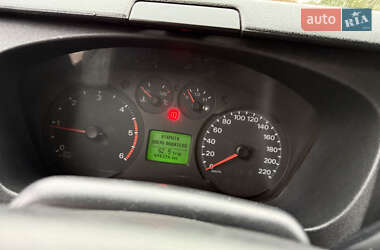 Грузовой фургон Ford Transit 2012 в 