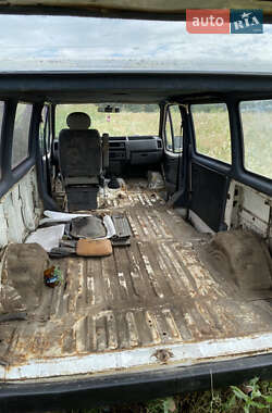 Грузовой фургон Ford Transit 1990 в 