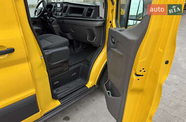 Вантажний фургон Ford Transit 2021 в 