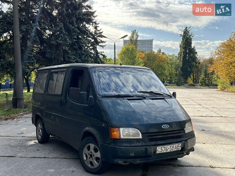Микроавтобус Ford Transit 1990 в Запорожье фото Микроавтобус Ford Transit 1990 в Запорожье