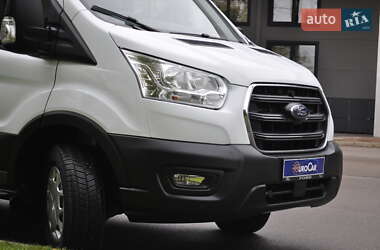 Вантажний фургон Ford Transit 2020 в 