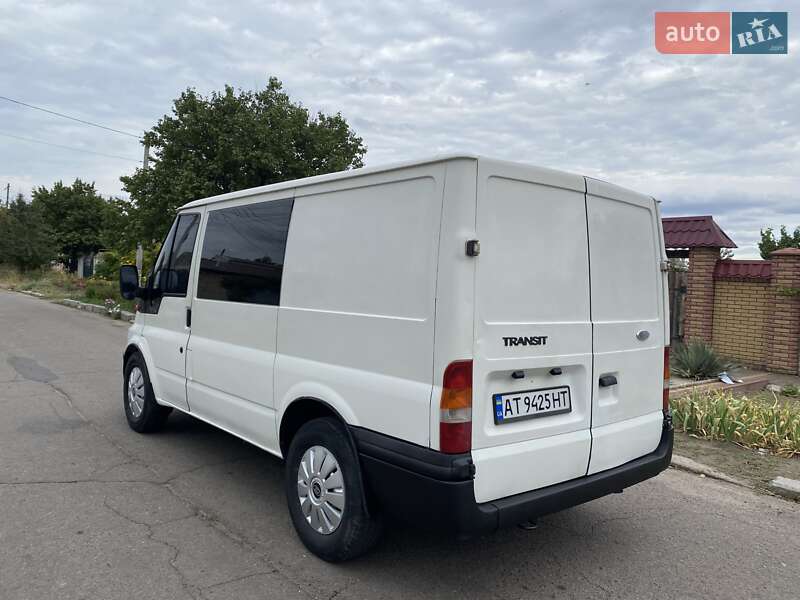 Грузопассажирский фургон Ford Transit 2003 в Николаеве