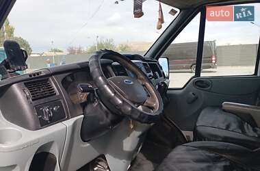 Грузовой фургон Ford Transit 2007 в 