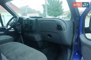 Вантажний фургон Ford Transit 2005 в 