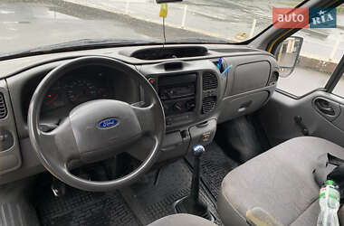 Вантажний фургон Ford Transit 2005 в 
