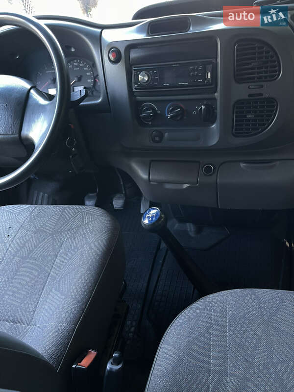 Мікроавтобус вантажний (до 3,5т) Ford Transit 2005 в Чернівцях