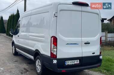 Вантажний фургон Ford Transit 2022 в 