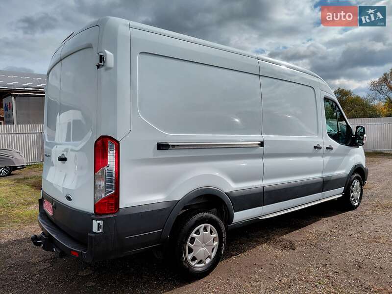 Вантажний фургон Ford Transit 2019 в Івано-Франківську