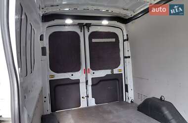 Грузовой фургон Ford Transit 2019 в 