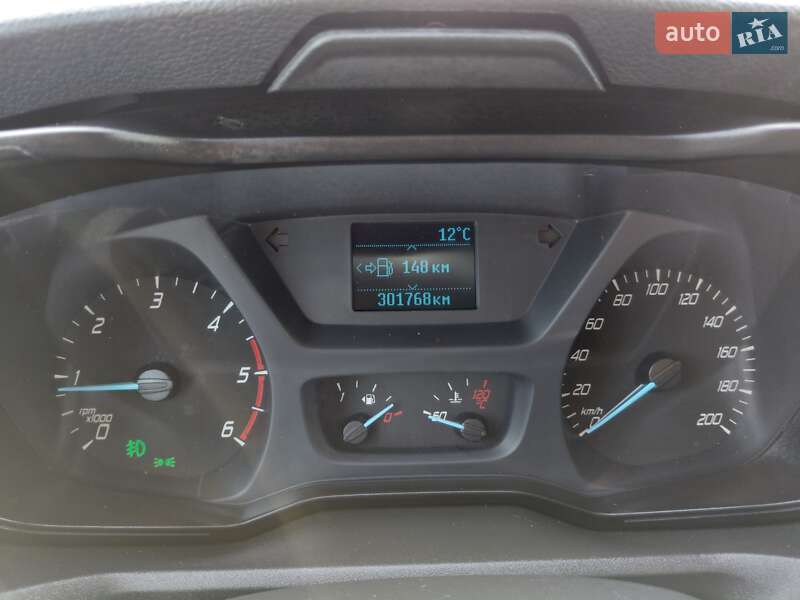 Вантажний фургон Ford Transit 2019 в Івано-Франківську