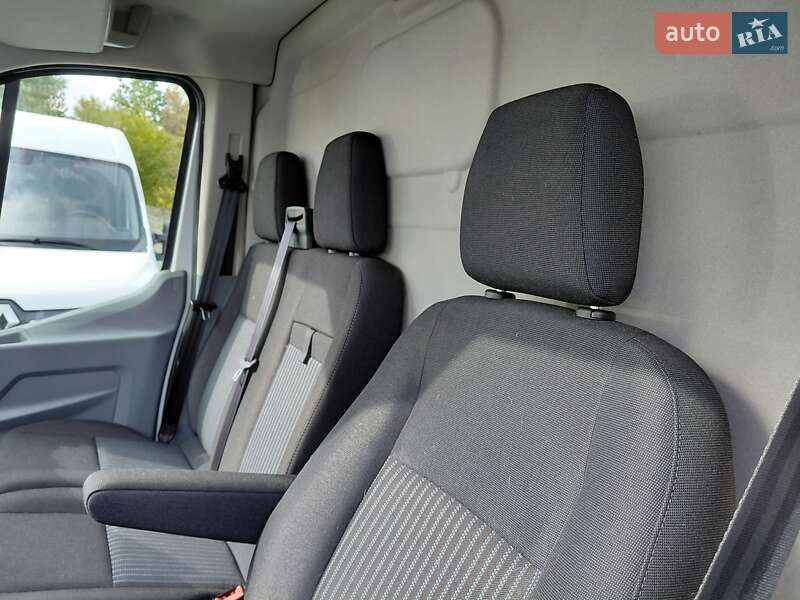 Вантажний фургон Ford Transit 2019 в Івано-Франківську