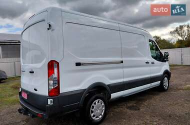 Грузовой фургон Ford Transit 2019 в 