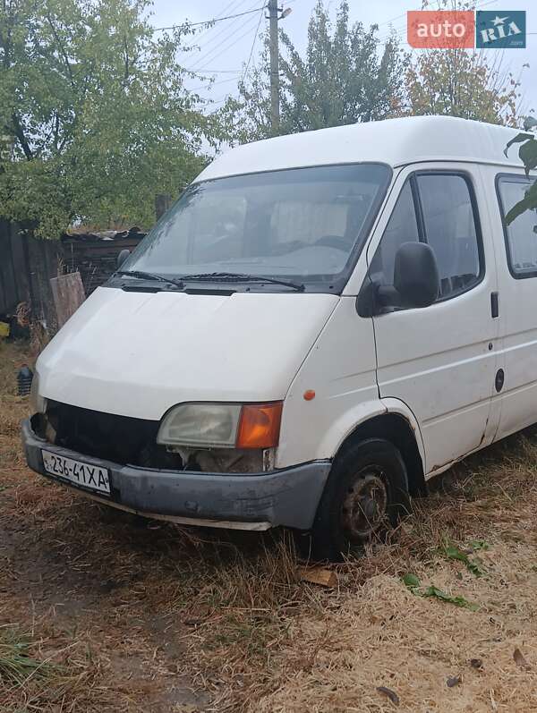 Микроавтобус Ford Transit 1996 в 