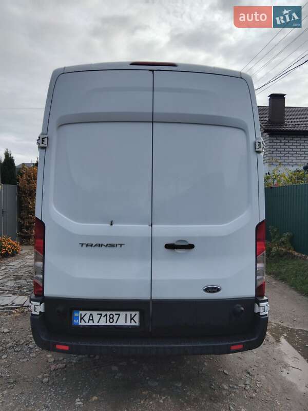 Вантажний фургон Ford Transit 2018 в Боярці