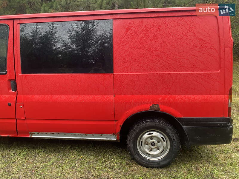 Вантажний фургон Ford Transit 2004 в Кропивницькому фото 5 Вантажний фургон Ford Transit 2004 в Кропивницькому