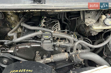Грузовой фургон Ford Transit 2006 в 