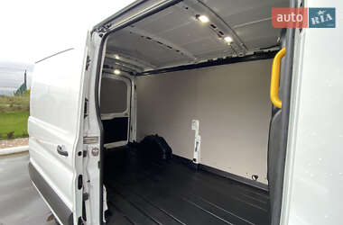 Грузовой фургон Ford Transit 2021 в 