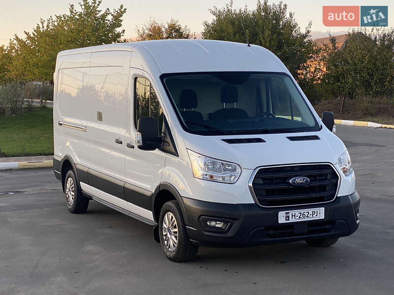 Вантажний фургон Ford Transit 2020 в Ірпені