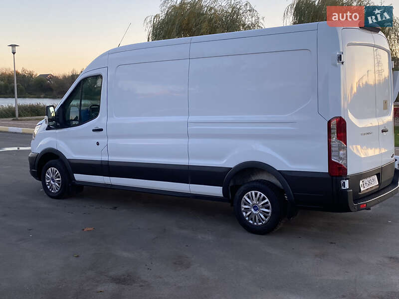 Вантажний фургон Ford Transit 2020 в Ірпені