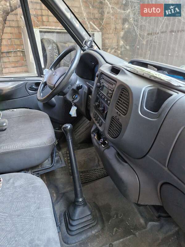 Микроавтобус грузовой (до 3,5т) Ford Transit 2005 в Днепре