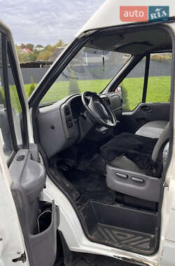 Вантажний фургон Ford Transit 2004 в  фото 7 Вантажний фургон Ford Transit 2004 в