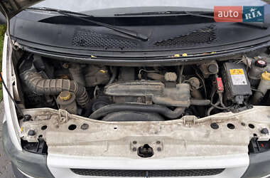 Вантажний фургон Ford Transit 2004 в  фото 14 Вантажний фургон Ford Transit 2004 в