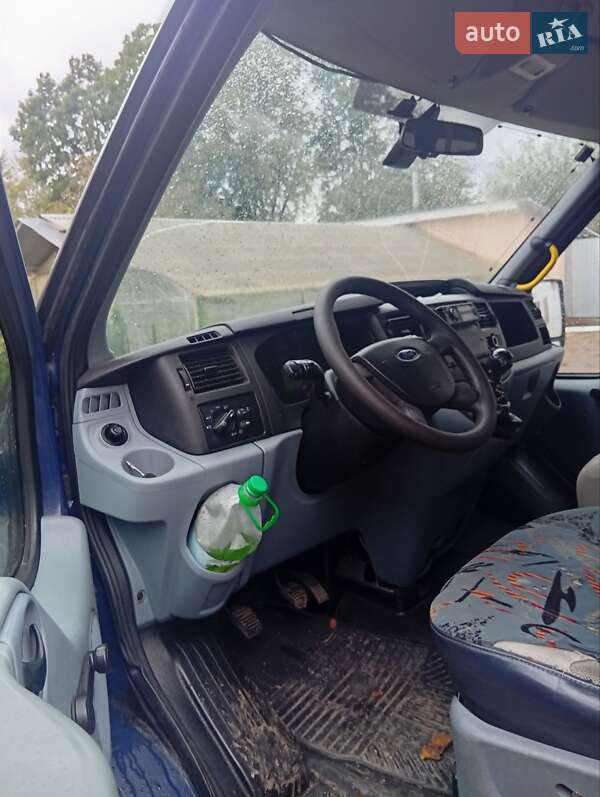 Микроавтобус Ford Transit 2006 в Дрогобыче