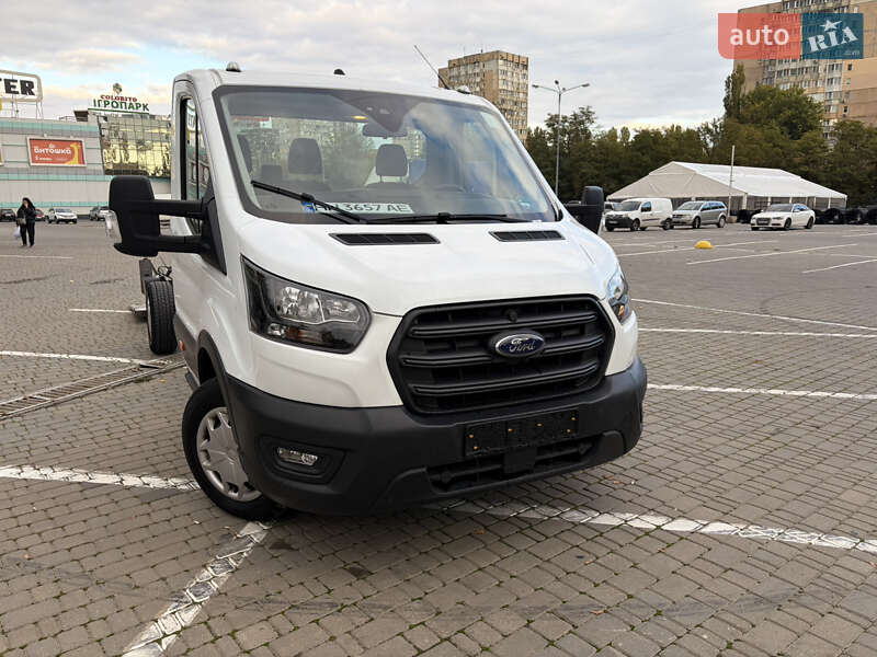 Шасі Ford Transit 2023 в  фото Шасі Ford Transit 2023 в