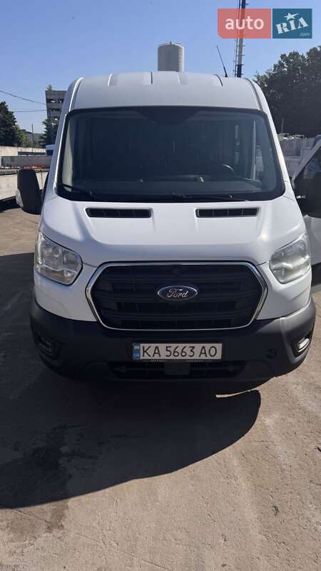 Микроавтобус Ford Transit 2019 в Киеве фото 3 Микроавтобус Ford Transit 2019 в Киеве