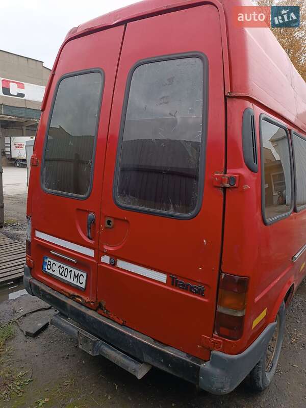 Грузопассажирский фургон Ford Transit 1999 в Львове