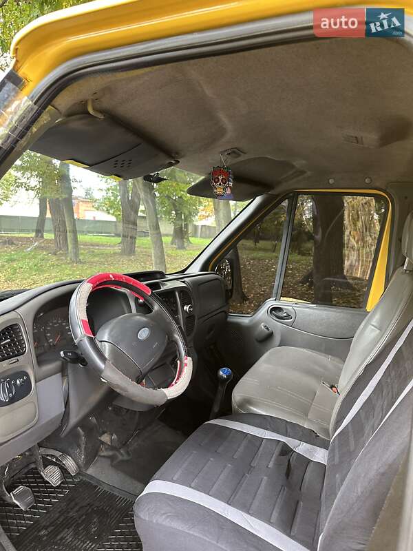Грузовой фургон Ford Transit 2005 в Ровно фото 10 Грузовой фургон Ford Transit 2005 в Ровно