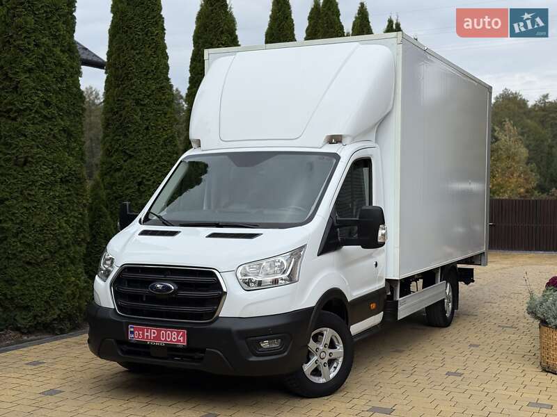 Вантажний фургон Ford Transit 2021 в Радивиліві