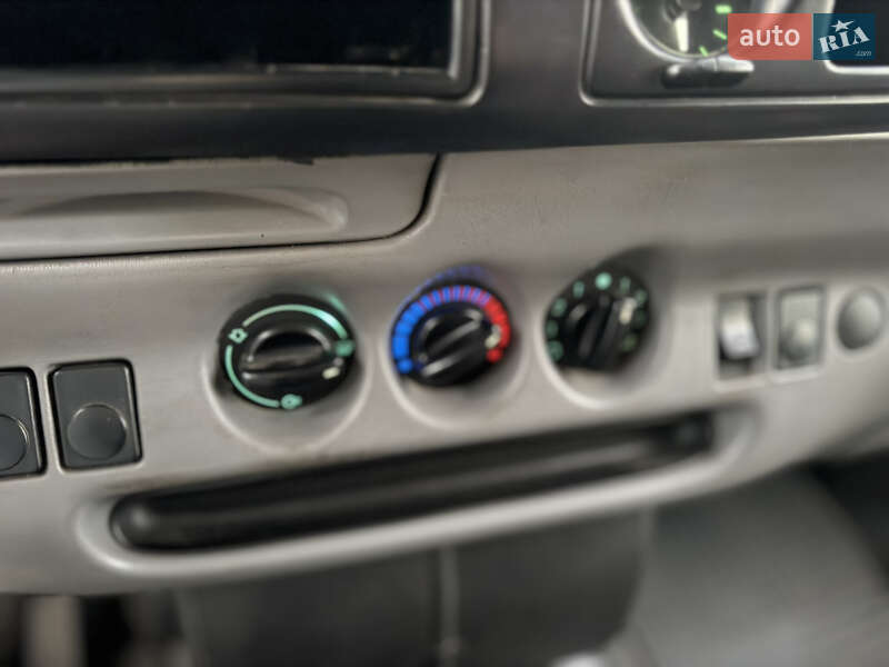 Вантажний фургон Ford Transit 1998 в Львові фото 12 Вантажний фургон Ford Transit 1998 в Львові