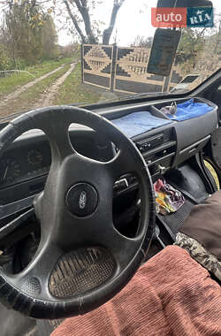 Мікроавтобус Ford Transit 1992 в  фото 4 Мікроавтобус Ford Transit 1992 в