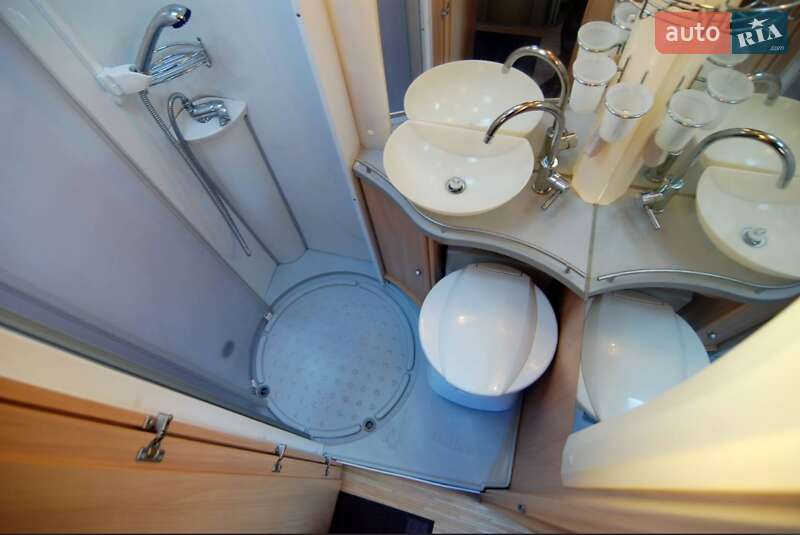 Дом на колесах Ford Transit 2007 в Кропивницком фото 4 Дом на колесах Ford Transit 2007 в Кропивницком