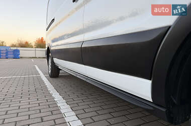 Грузовой фургон Ford Transit 2021 в 