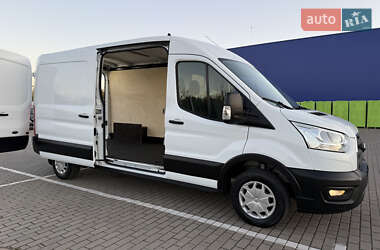 Грузовой фургон Ford Transit 2021 в 